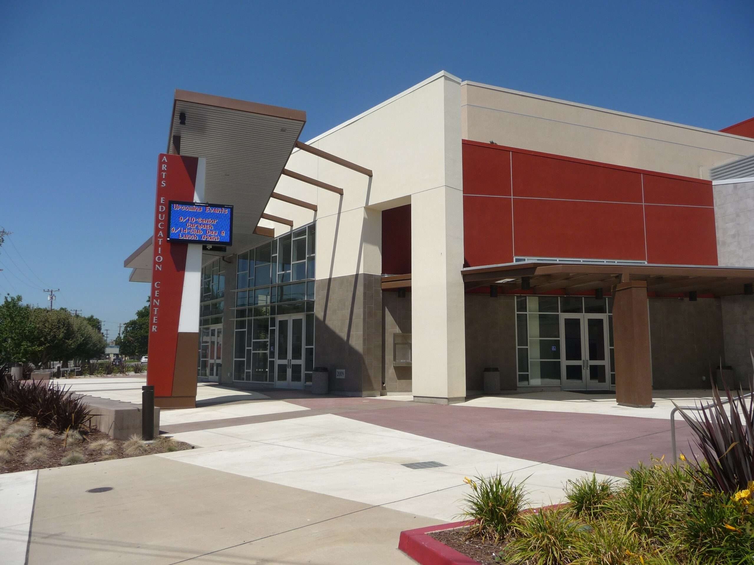 San Leandro High School